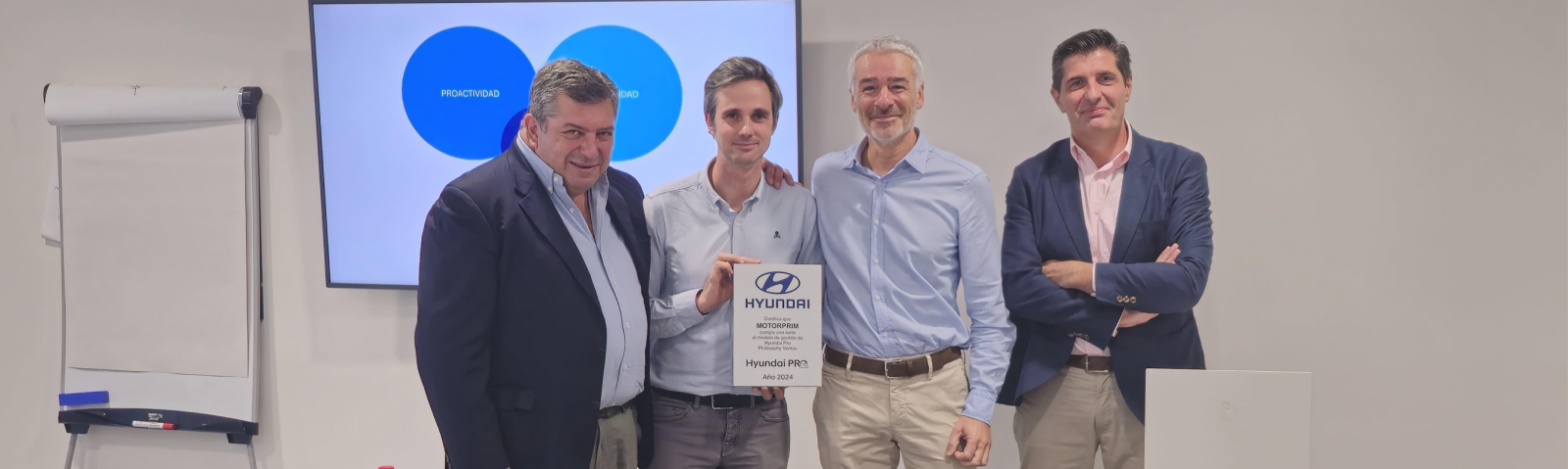 Motorprim Movento recibe la distinción Hyundai Pro, calidad y excelencia en atención al cliente y servicios de automoción